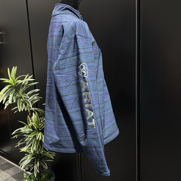 ARIAT Wind & Water Resistant,soft shell tech, winter jacket,zip up,pockets,logo - Picture 8 of 15